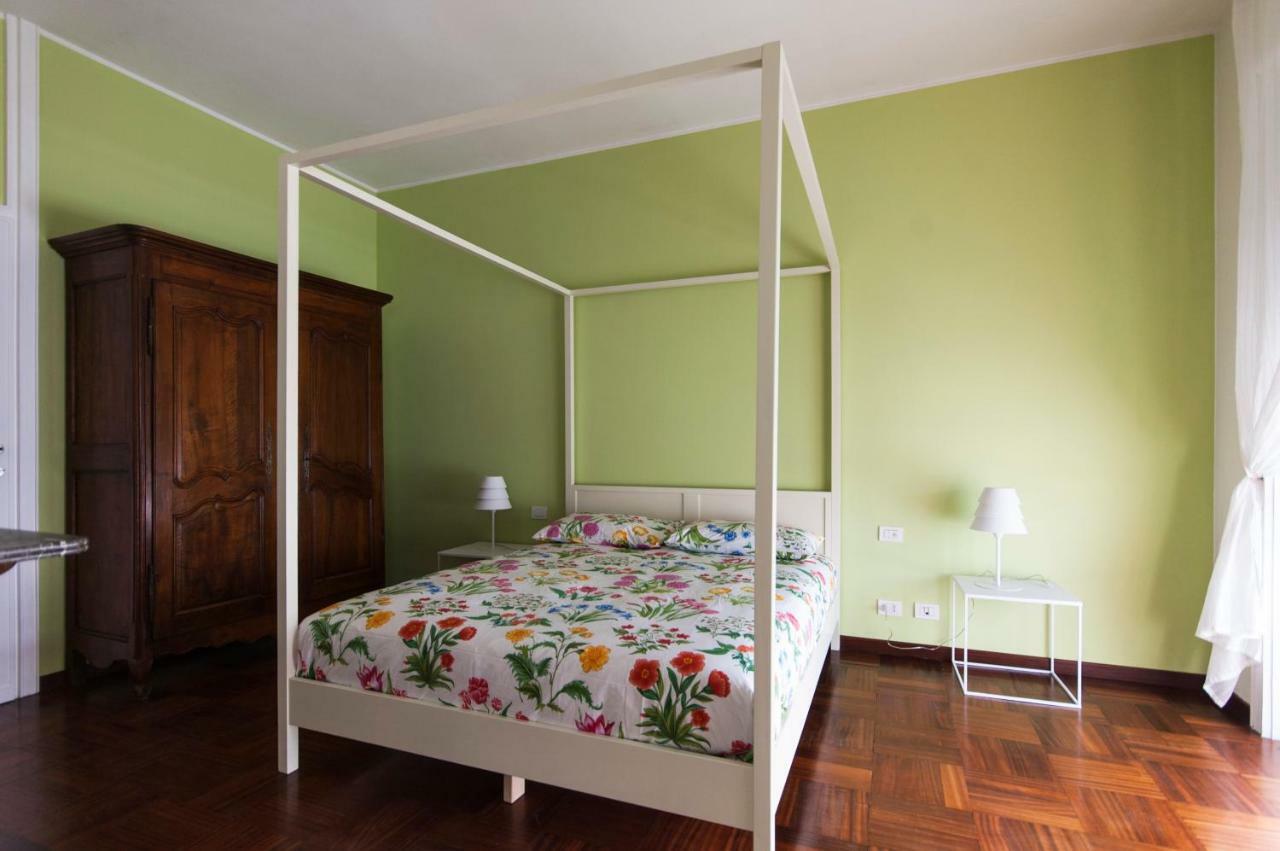 Ferienwohnung Luxurious 4Bdr Penthouse Near Duomo Cathedral Mailand Exterior foto