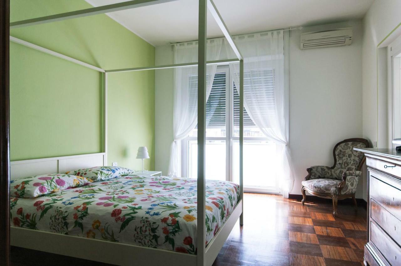 Ferienwohnung Luxurious 4Bdr Penthouse Near Duomo Cathedral Mailand Exterior foto