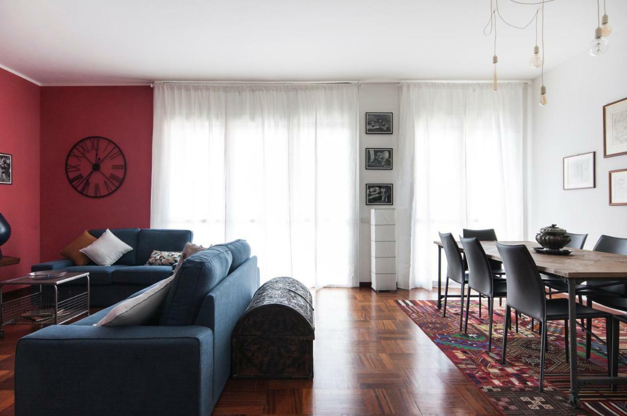 Ferienwohnung Luxurious 4Bdr Penthouse Near Duomo Cathedral Mailand Exterior foto